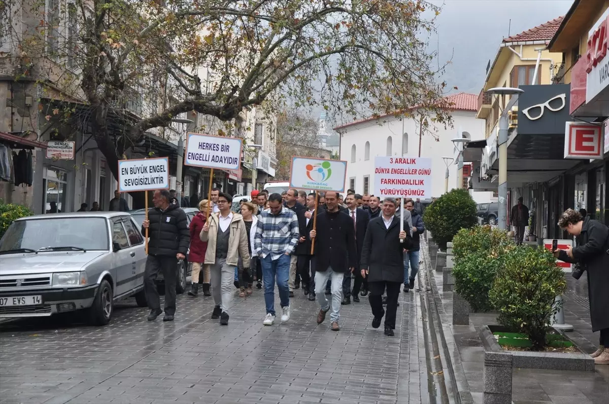 Kırkağaç’ta Dünya Engelliler Günü Yürüyüşü Düzenlendi