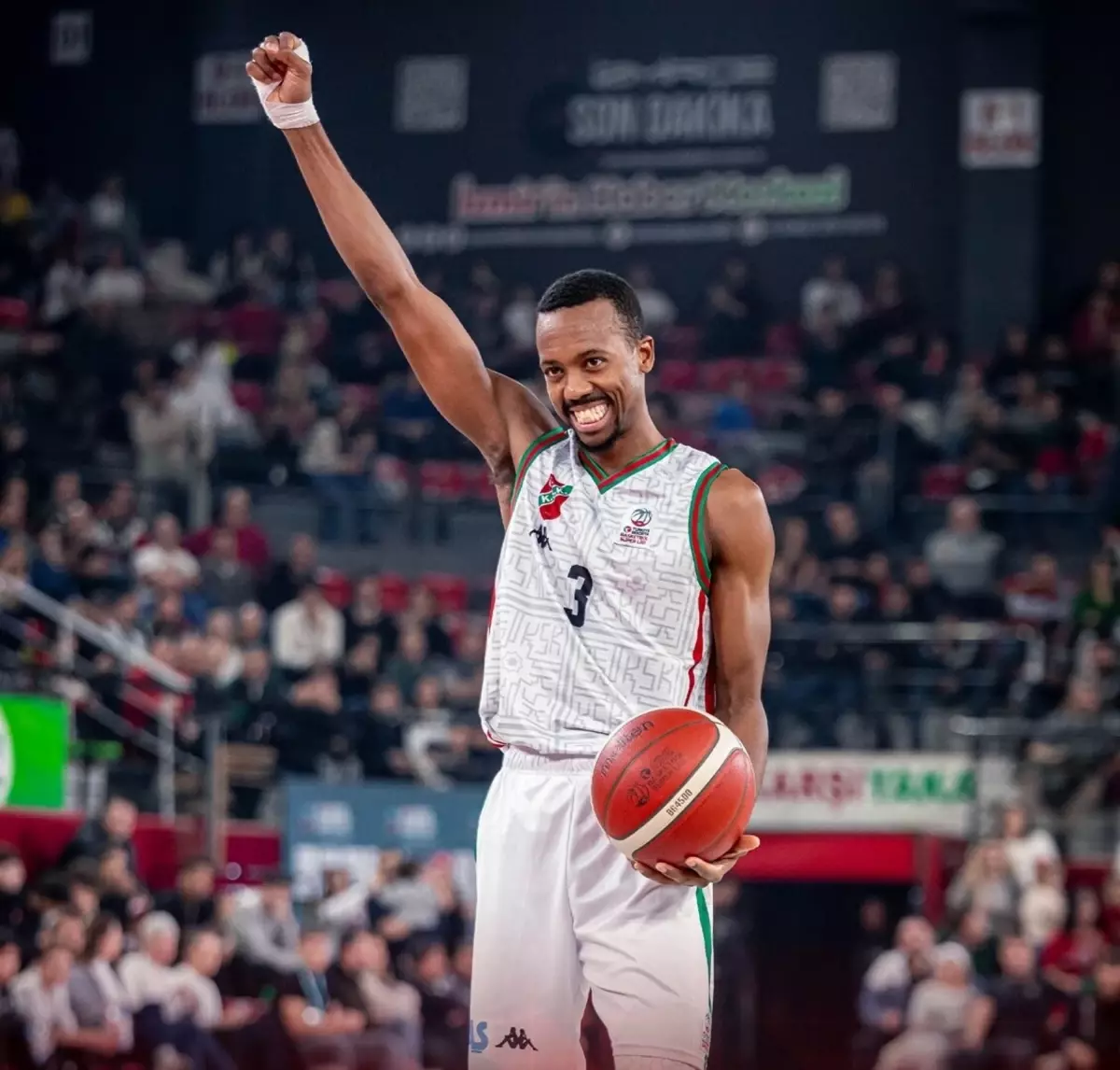 Karşıyaka’nın Yıldızı McCollum, Fenerbahçe ile Anlaştı